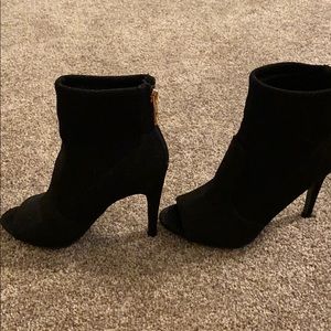 Glitter peep toe guess ankle boots